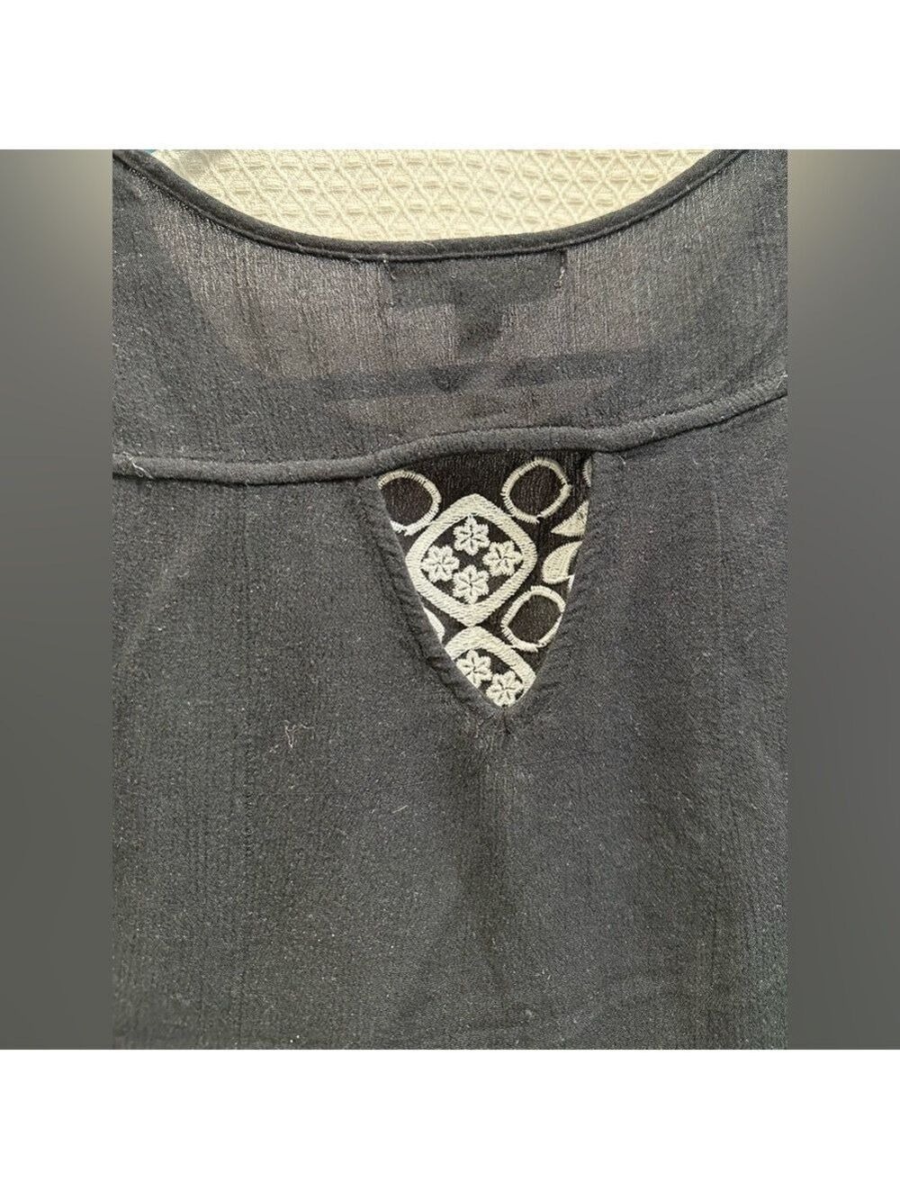 love, Fire Black and White Embroidered Sleeveless Top - Picture 6 of 9